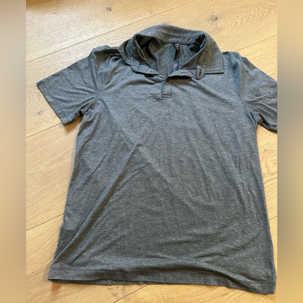 Dark Grey SIZE LARGE Lululemon Evolution Short-Sleeve Polo Shirt